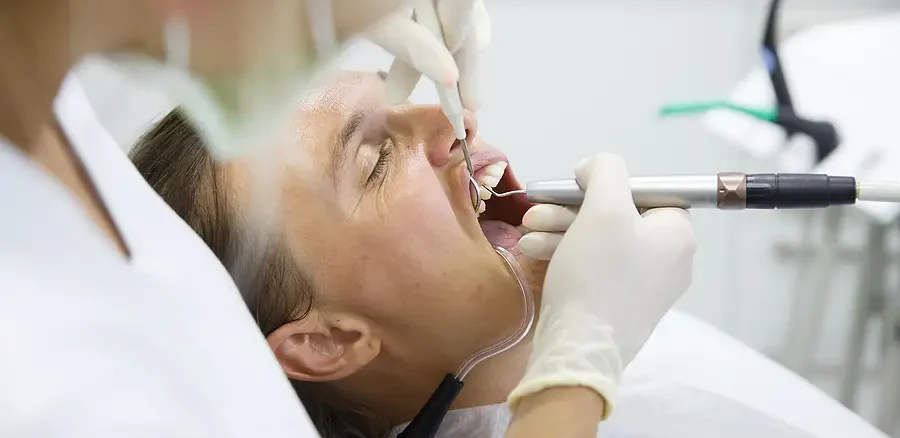 dental clinic in Indirapuram