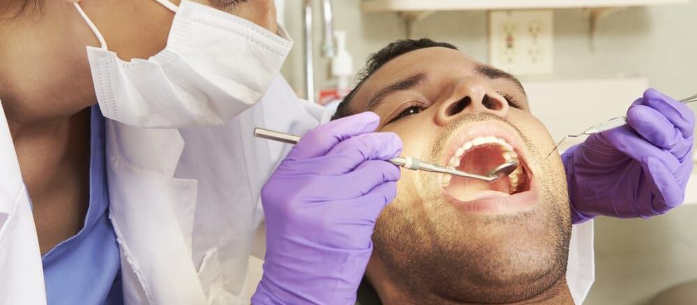 Best dental clinic in Indirapuram